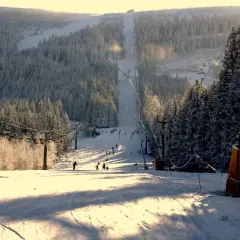 Wyciągi narciarskie w Karpaczu - najlepsze miejsca i ceny na stoku