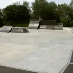 Skatepark Poznań - Odkryj najlepsze miejsca do jazdy i zabawy