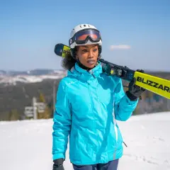 Wypożyczalnia odzieży narciarskiej - jak zaoszczędzić na nartach?