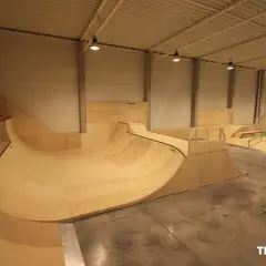Skateparki w Krakowie – najlepsze miejsca do jazdy na deskorolce