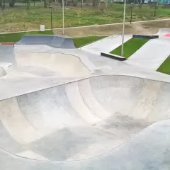 Skatepark Tomaszów Lubelski - najlepsze miejsce dla miłośników skateboarding