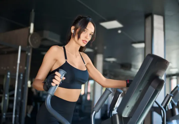 Kiedy robić cardio, aby osiągnąć najlepsze wyniki w treningu?