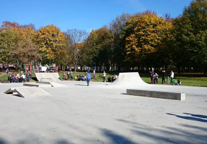 Skatepark Łódź: Odkryj najlepsze atrakcje i wydarzenia w Widzewie
