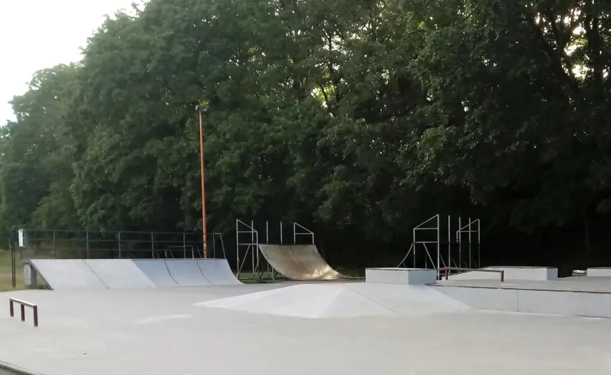 Skatepark Stargard: Gdzie go znaleźć i co warto wiedzieć?