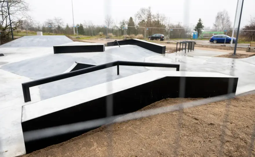 Skatepark Gdynia - najlepsze miejsce na jazdę na deskorolce i więcej