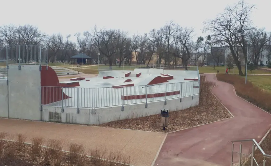 Skatepark w Radomiu: Wszystko, co musisz wiedzieć o Foresterze