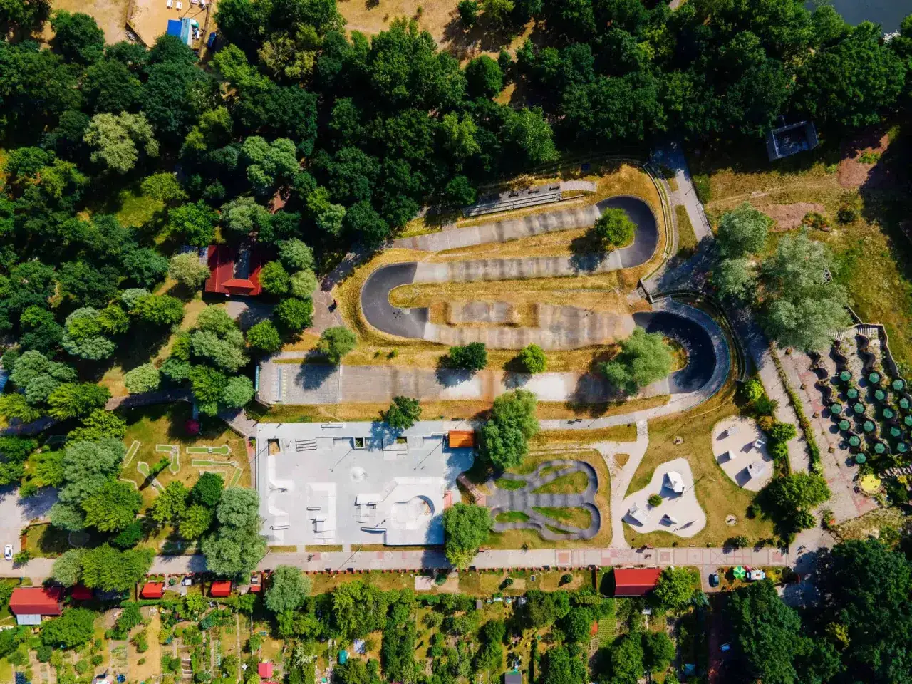 Zdjęcie Skatepark Nowa Sól - Co warto wiedzieć o atrakcjach i lokalizacji